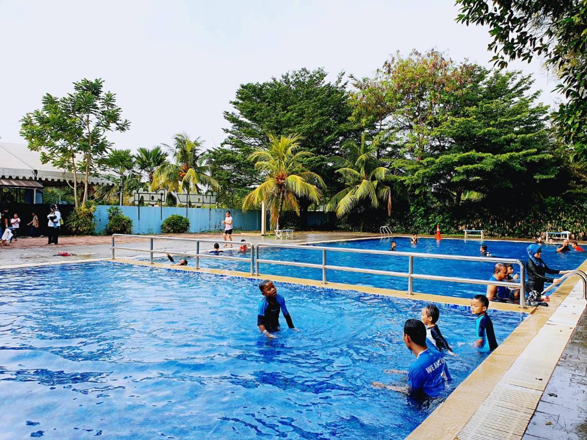Melaka Top Largest Waterpark Resort - By Youbnb Homestay Melaka Esterno foto